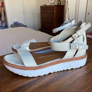 Dolce Vita Platform Leather Sandals Sz 7.5